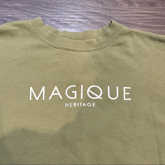 Cotton On Small Oversized Graphic Green Sweater - Picture 2 of 5